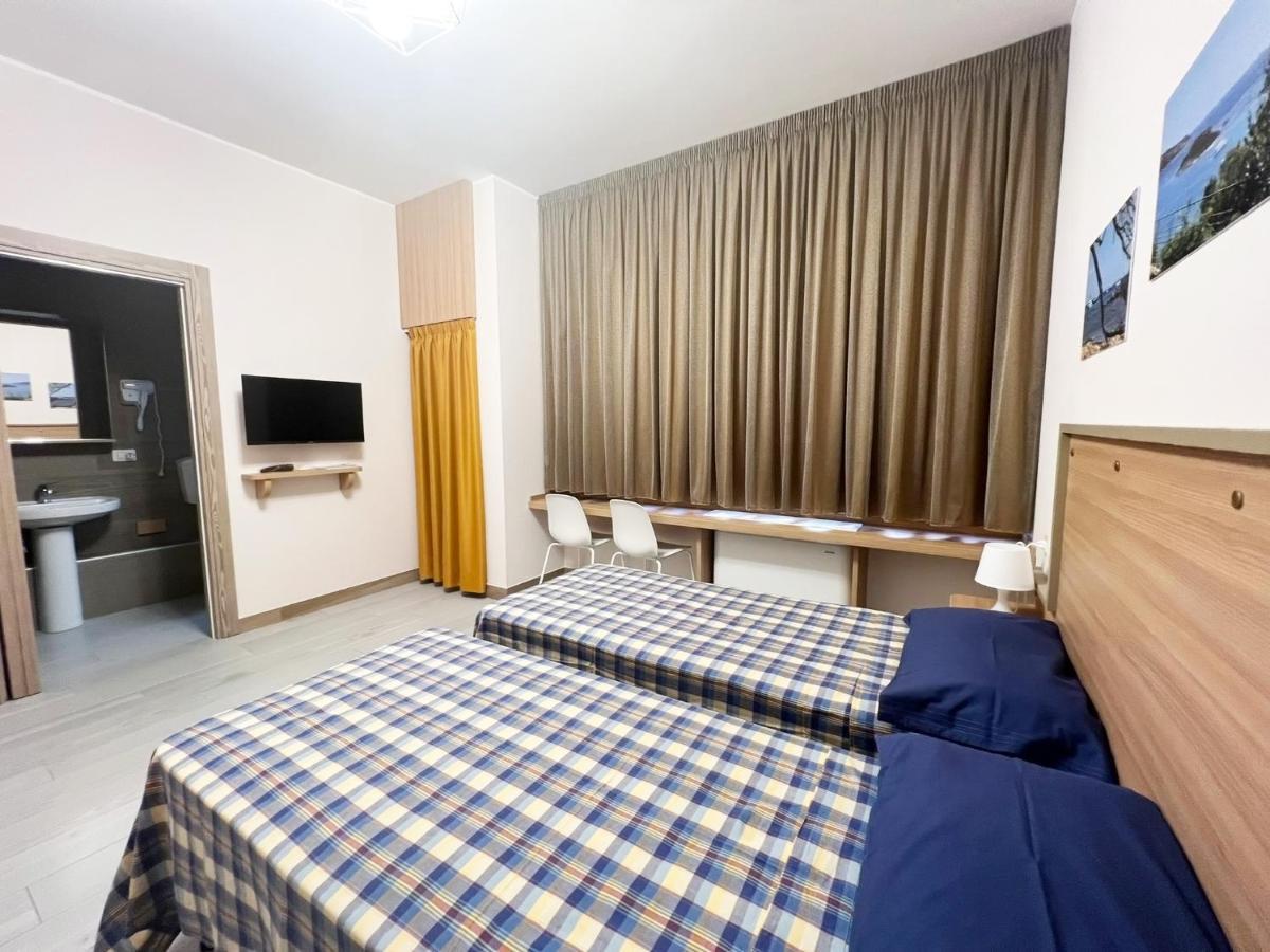 Sissi Comfort Rooms Foresteria Lombarda Монца Екстер'єр фото
