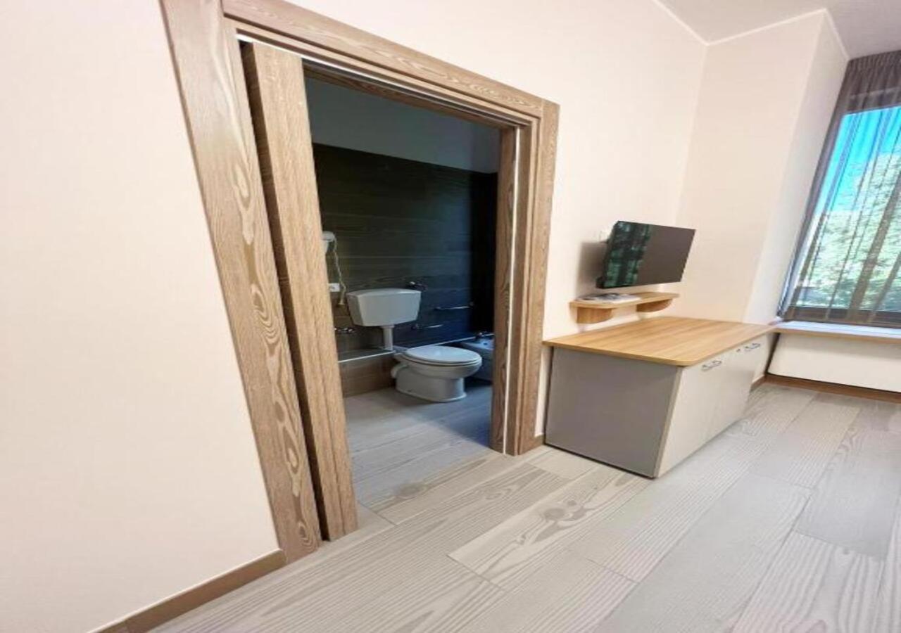 Sissi Comfort Rooms Foresteria Lombarda Монца Екстер'єр фото